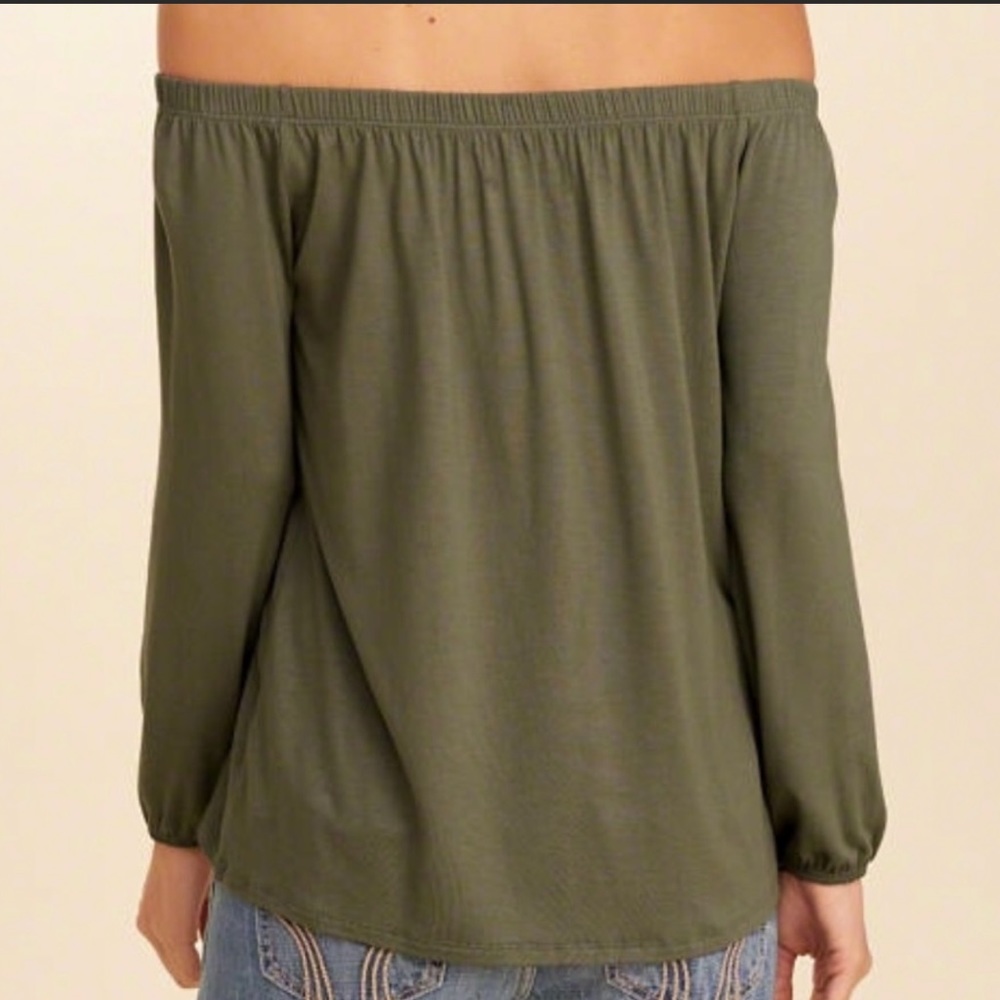 Hollister Olive off the shoulder top - Picture 2 of 6